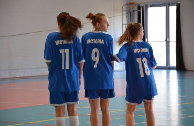 III Mikołajkowy Turniej Dziewcząt w Halowej Piłce Nożnej o Puchar Dyrektora OSiR Szkoły gimnazjalne i ponadgimnazjalne