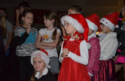 Koncert charytatywny MDK Pomóż Dzieciom Przetrwać Zimę 