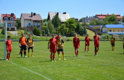 Piłkarze Szkółki Sportowej OSiR zakończyli sezon ligowy